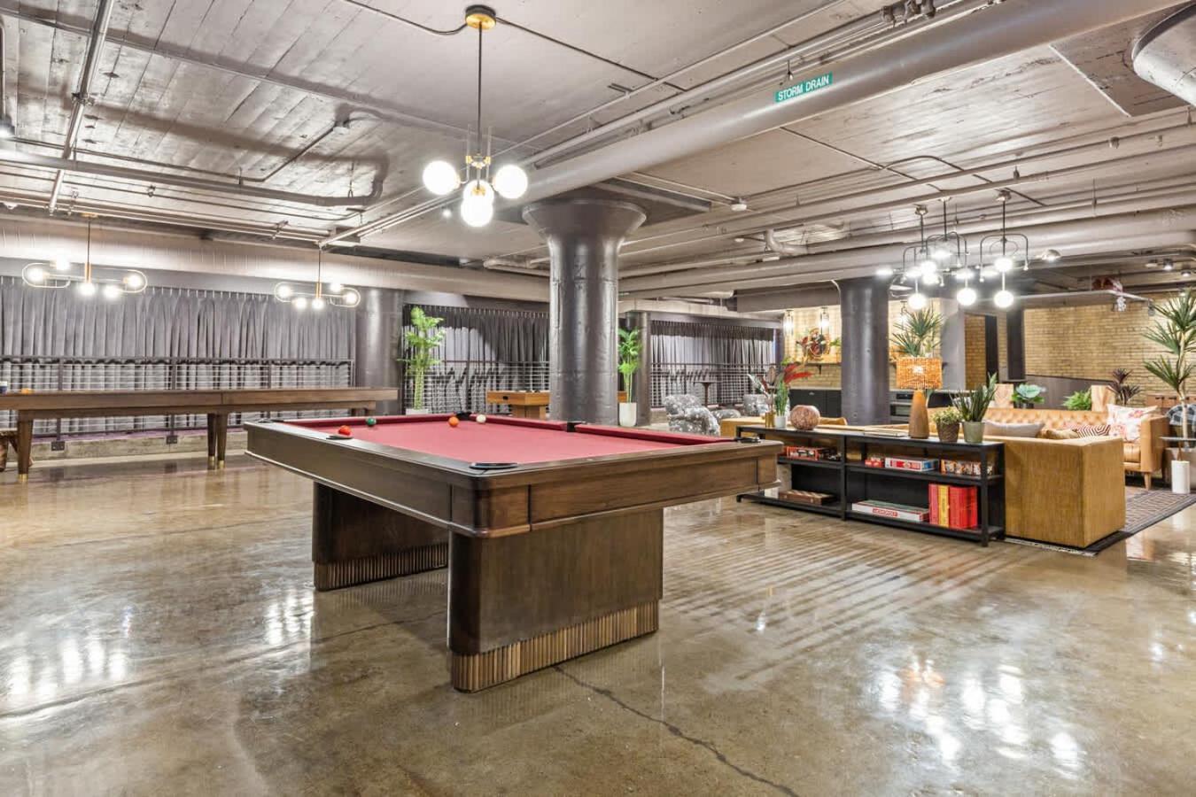 Apartment Cozysuites Nlg With Pool Bowling Alley Sauna #19 *