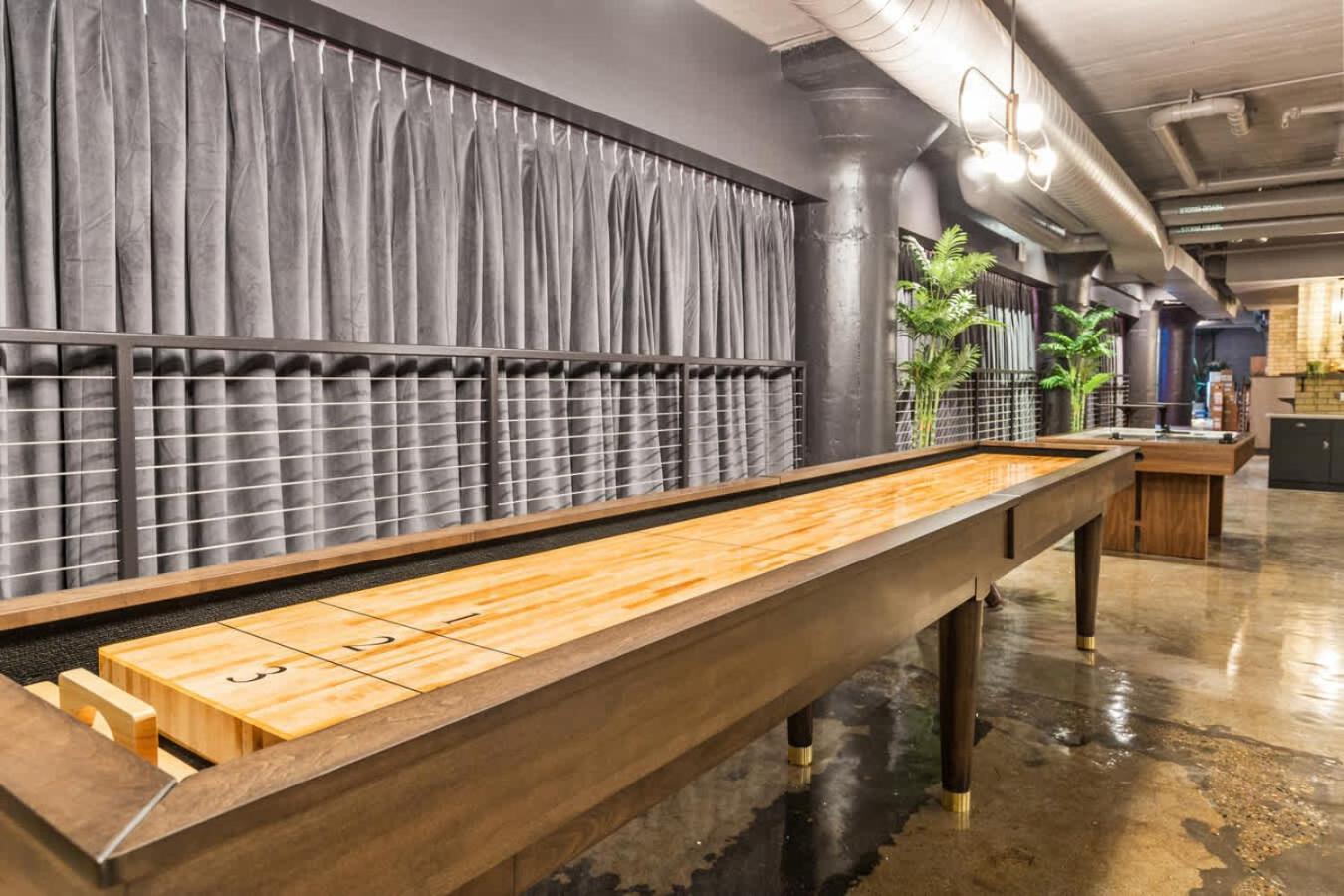 Cozysuites Nlg With Pool Bowling Alley Sauna #19 * Minneapolis
